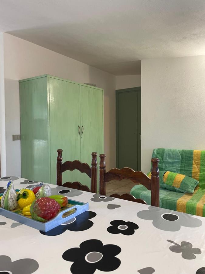 La Casa Di Tonia Apartment La Caletta Bagian luar foto