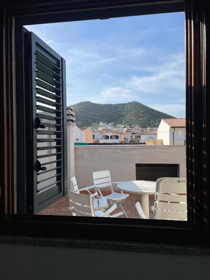 La Casa Di Tonia Apartment La Caletta Bagian luar foto