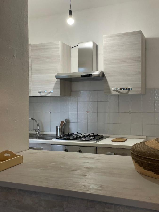 La Casa Di Tonia Apartment La Caletta Bagian luar foto
