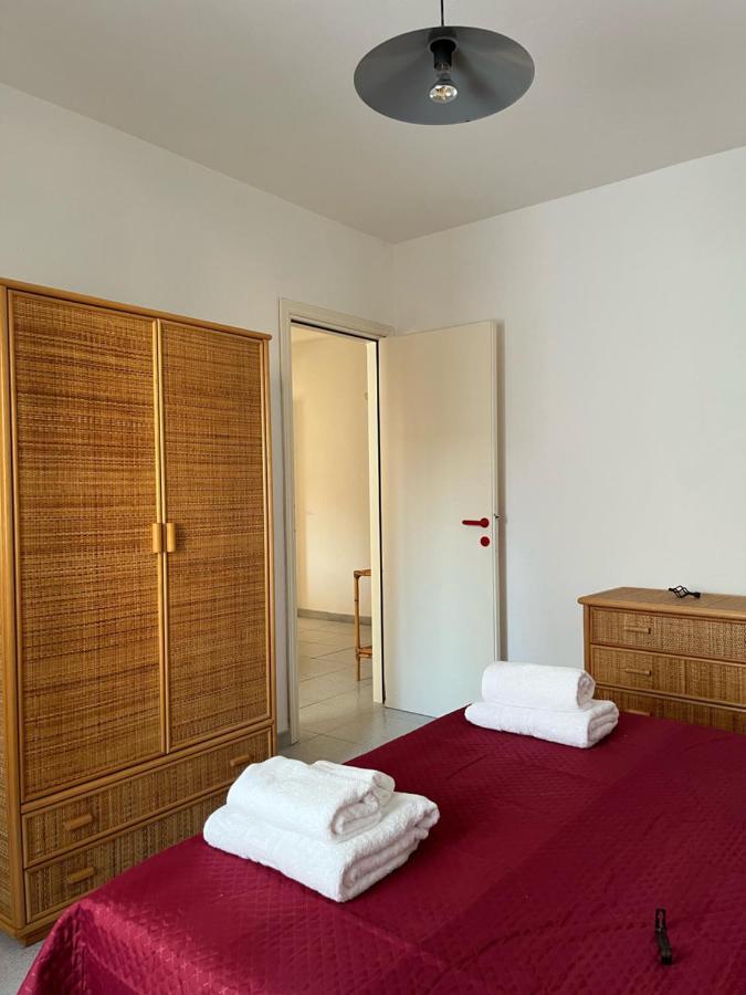 La Casa Di Tonia Apartment La Caletta Bagian luar foto